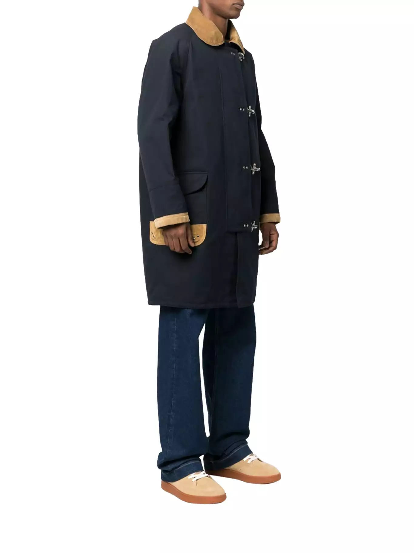 Duffle coat with spread collar