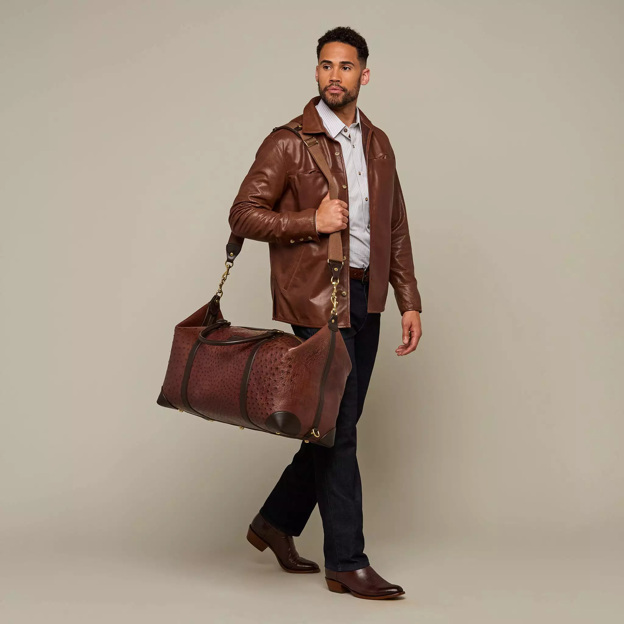 Ostrich Duffle - Large :: Chocolate