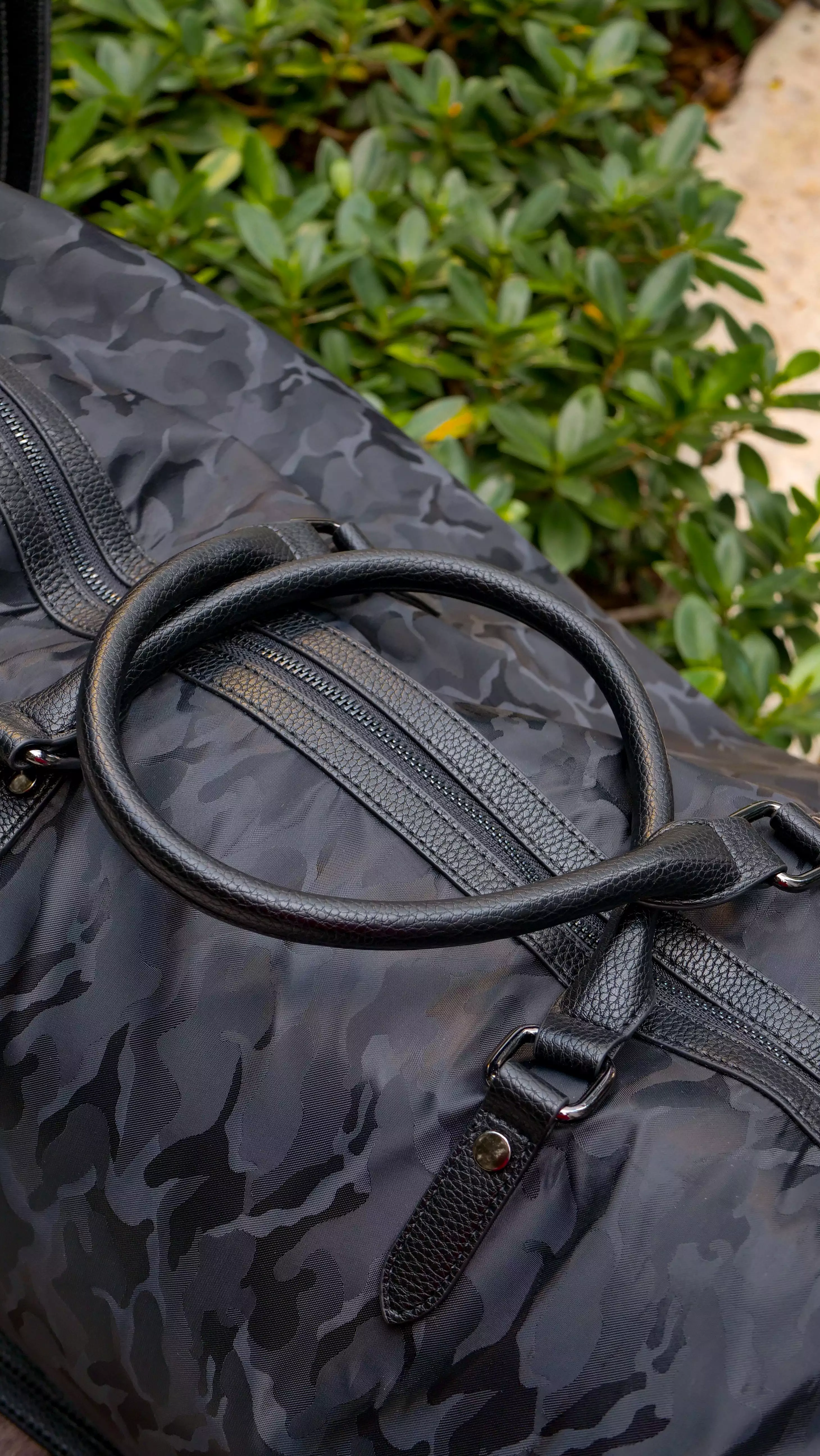 SRVL LUX DUFFLE BAG